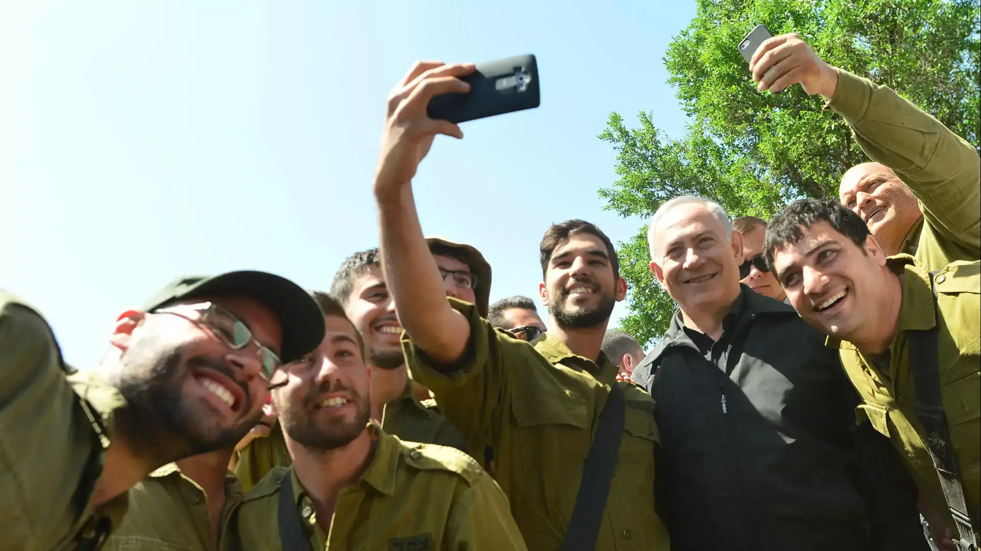 תרגיל חטיבת הצנחנים במילואים ברמת הגולן. 11 באפריל 2016