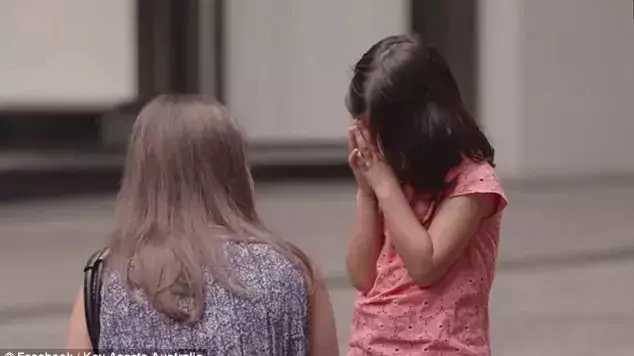 ילדים אבודים בקניון ילדים אבודים בקניון