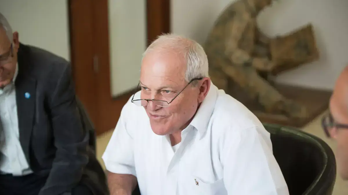 חיים כץ שר הרווחה חותם על תכנית למימוש זכויות ניצולי השואה בישראל, בית העיתונאים סוקולוב תל אביב חיים כץ שר הרווחה חותם על תכנית למימוש זכויות ניצולי השואה בישראל, בית העיתונאים סוקולוב תל אביב