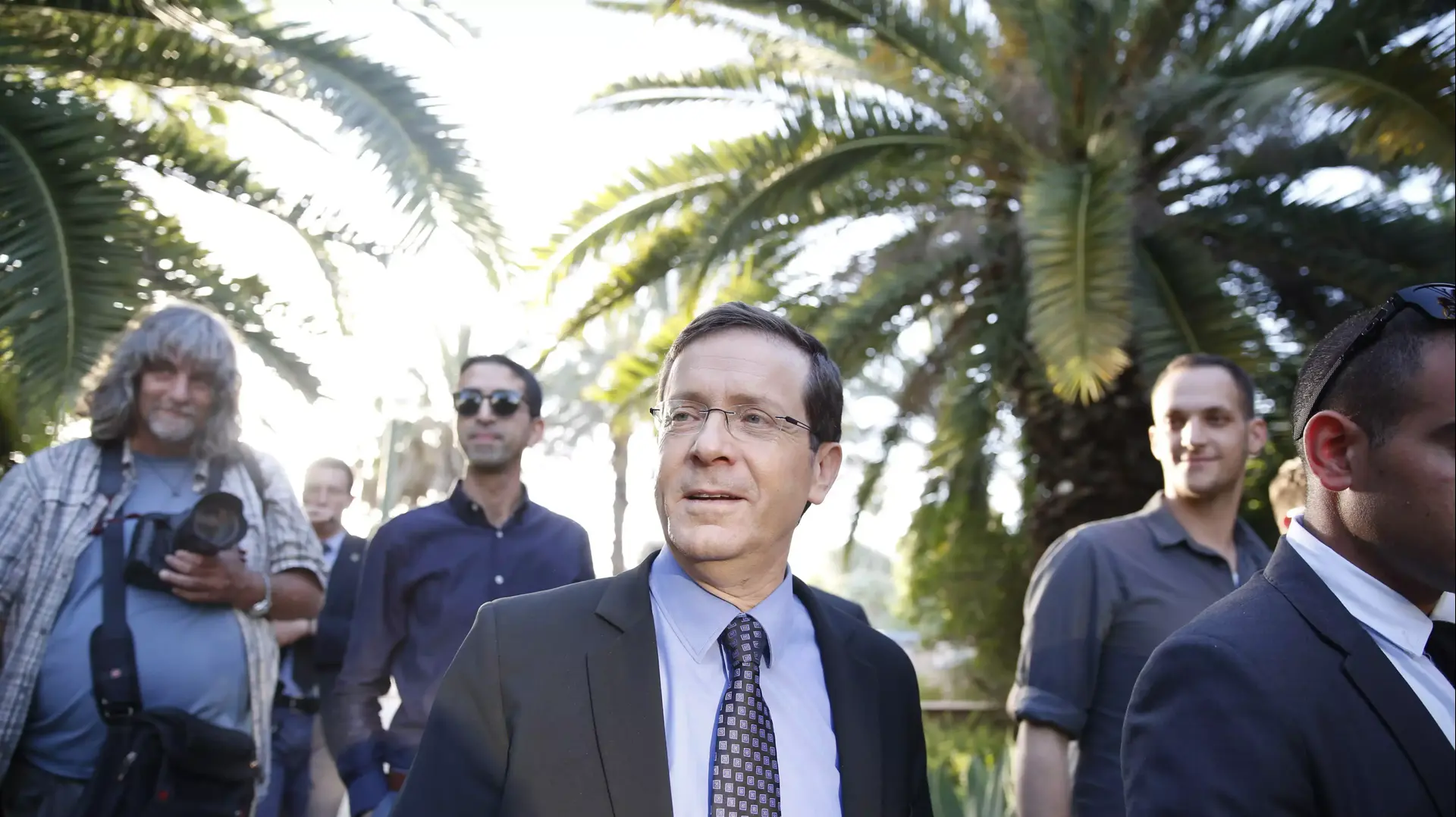 ח"כ יצחק הרצוג, תל אביב 17 באפריל 2016 ח"כ יצחק הרצוג, תל אביב 17 באפריל 2016