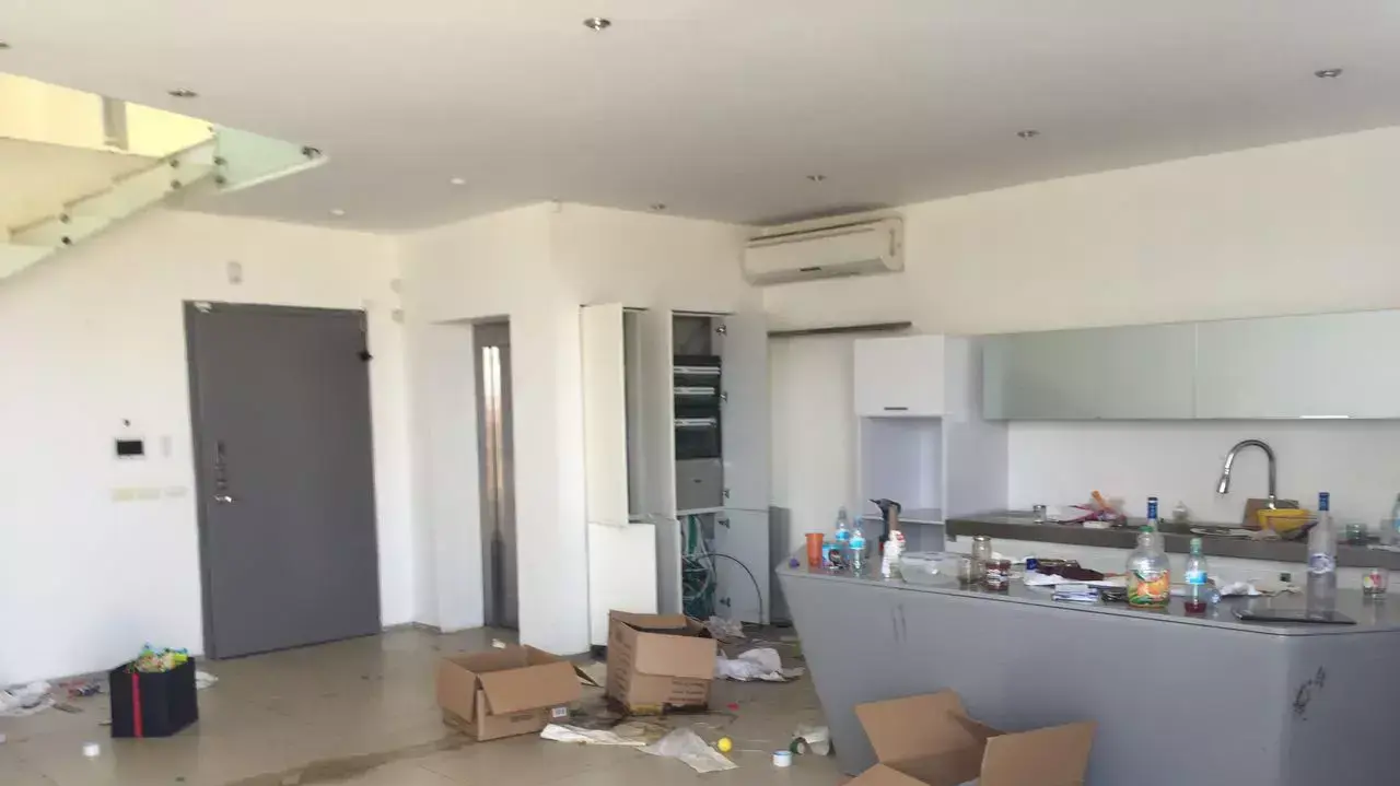 דירתה המושחתת של ענבל אור דירתה המושחתת של ענבל אור