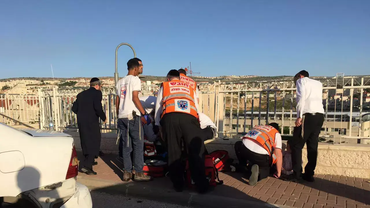 תאונת דרכים בביתר עילית. אפריל 2016 תאונת דרכים בביתר עילית. אפריל 2016