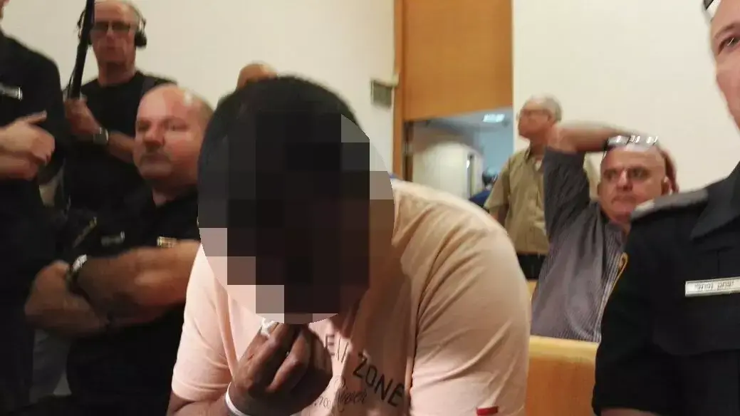 נהג האוטובוס החשוד בהריגה שהיה מעורב בתאונה במנהרות הכרמל, אפריל 2016 נהג האוטובוס החשוד בהריגה שהיה מעורב בתאונה במנהרות הכרמל, אפריל 2016