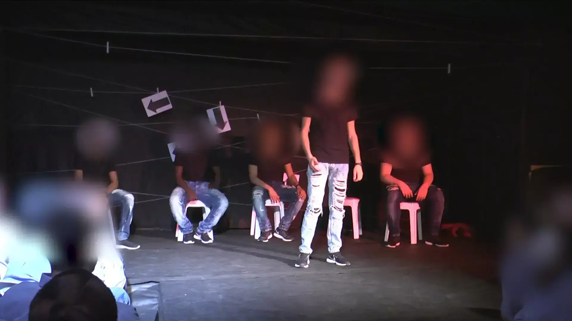 הנערים האסירים בכלא אופק ממחיזים את הבחירות שהביאו אותם אל מאחורי הסורגים