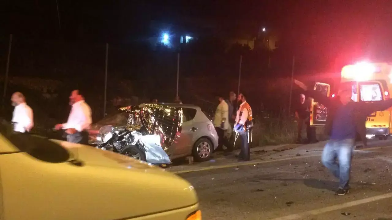 הרוגה ושלושה פצועים בתאונת דרכים בכביש 375 עוקף חוסאן הסמוך לביתר עילית 24 אפריל 2016 הרוגה ושלושה פצועים בתאונת דרכים בכביש 375 עוקף חוסאן הסמוך לביתר עילית 24 אפריל 2016