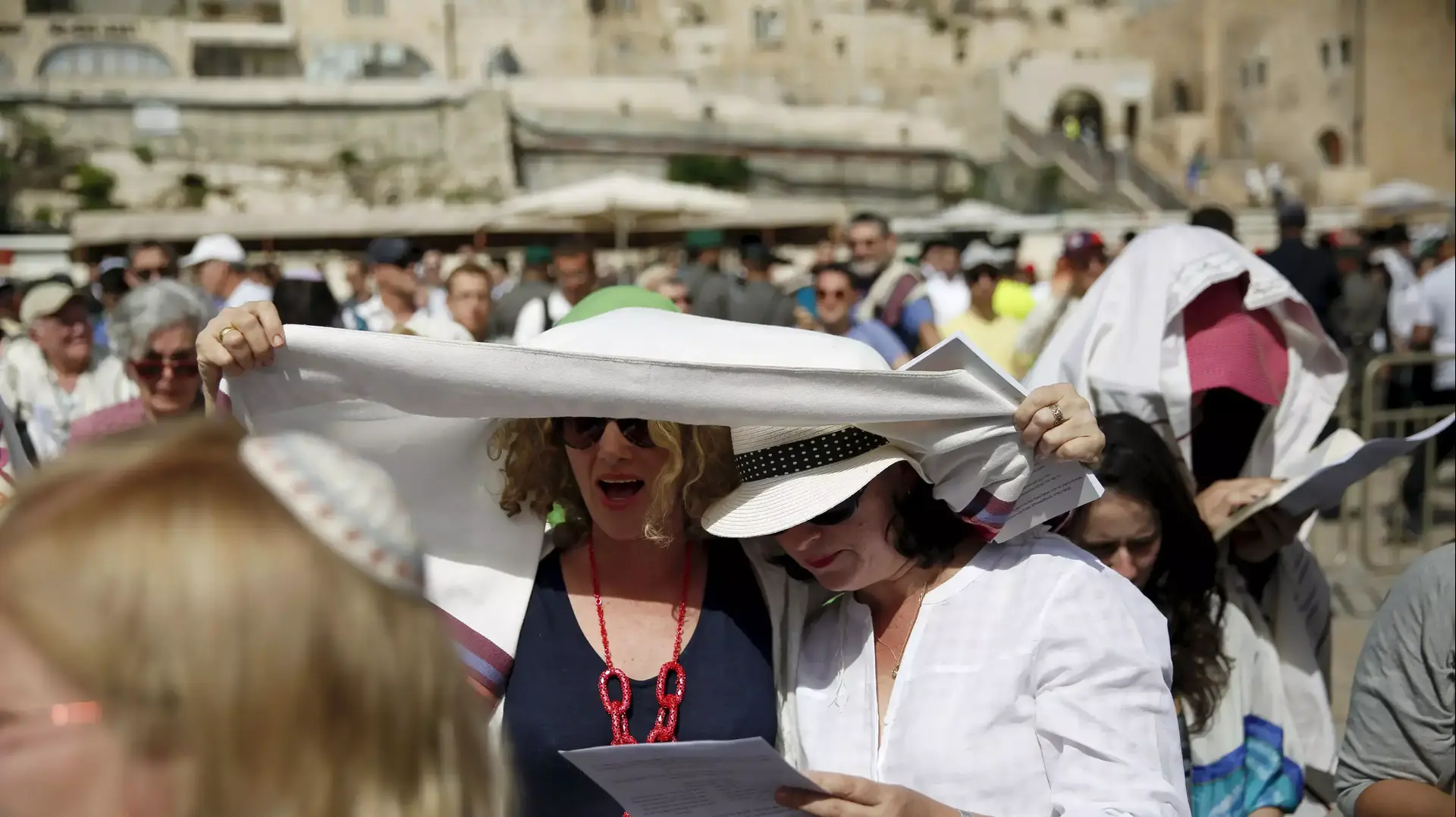 נשות הכותל בכותל המערבי, ירושלים. אפריל 2016