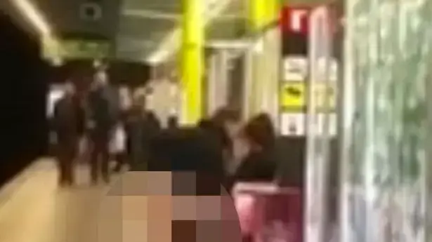סקס בתחנת הרכבת בברצלונה
