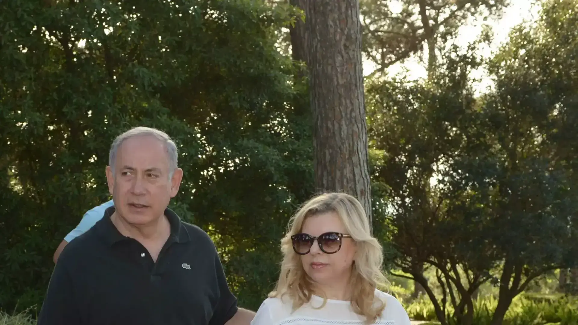 ראש הממשלה בנימין נתניהו ורעייתו שרה נתניהו מטיילים ברמת הנדיב. אפריל 2016 ראש הממשלה בנימין נתניהו ורעייתו שרה נתניהו מטיילים ברמת הנדיב. אפריל 2016