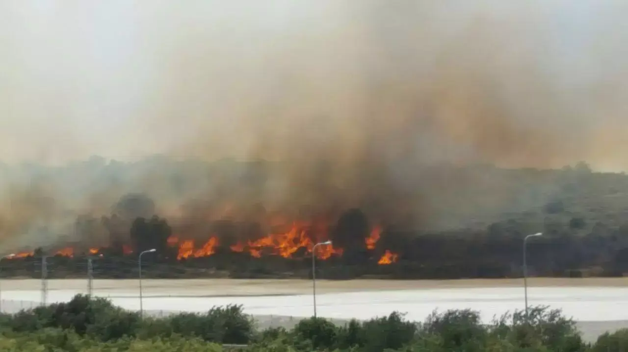 שריפה באזור נהרייה שריפה באזור נהרייה