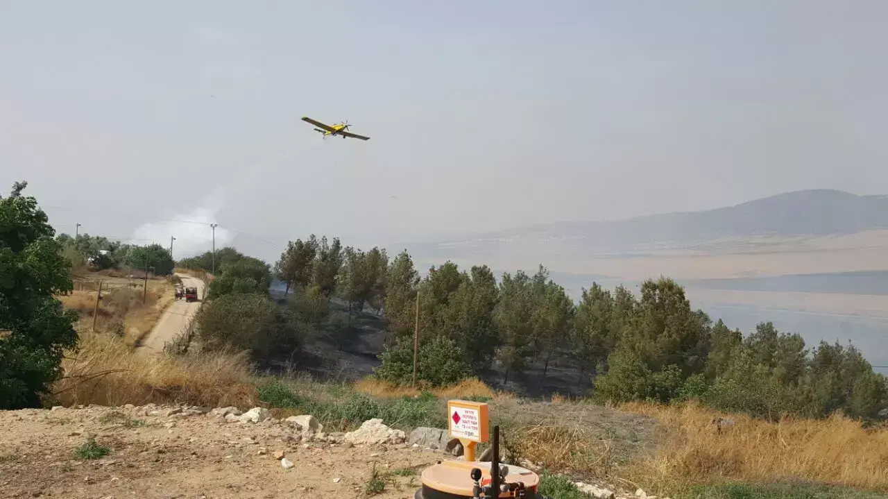 כיבוי שריפה ליד עמק יזרעאל כיבוי שריפה ליד עמק יזרעאל