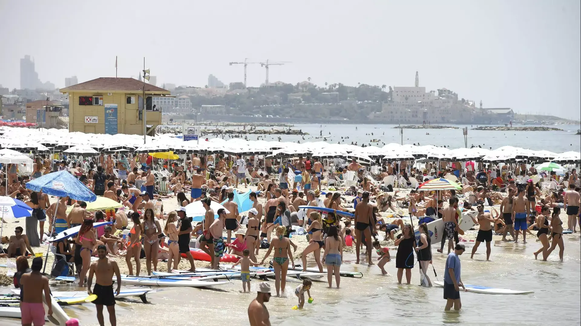 חופי תל אביב. פסח 26 באפריל 2016 חופי תל אביב. פסח 26 באפריל 2016