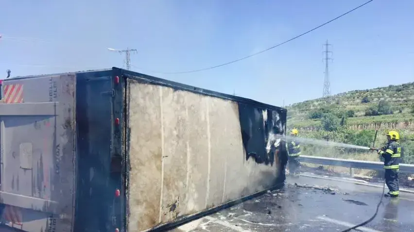 חמישה הרוגים בתאונת דרכים בכפר הפלסטיני בית ענון 29 אפריל 2016 חמישה הרוגים בתאונת דרכים בכפר הפלסטיני בית ענון 29 אפריל 2016