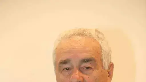 חיים גוזבין, מדליק משואה בטקס הממלכתי ביד ושם, ירושלים חיים גוזבין, מדליק משואה בטקס הממלכתי ביד ושם, ירושלים
