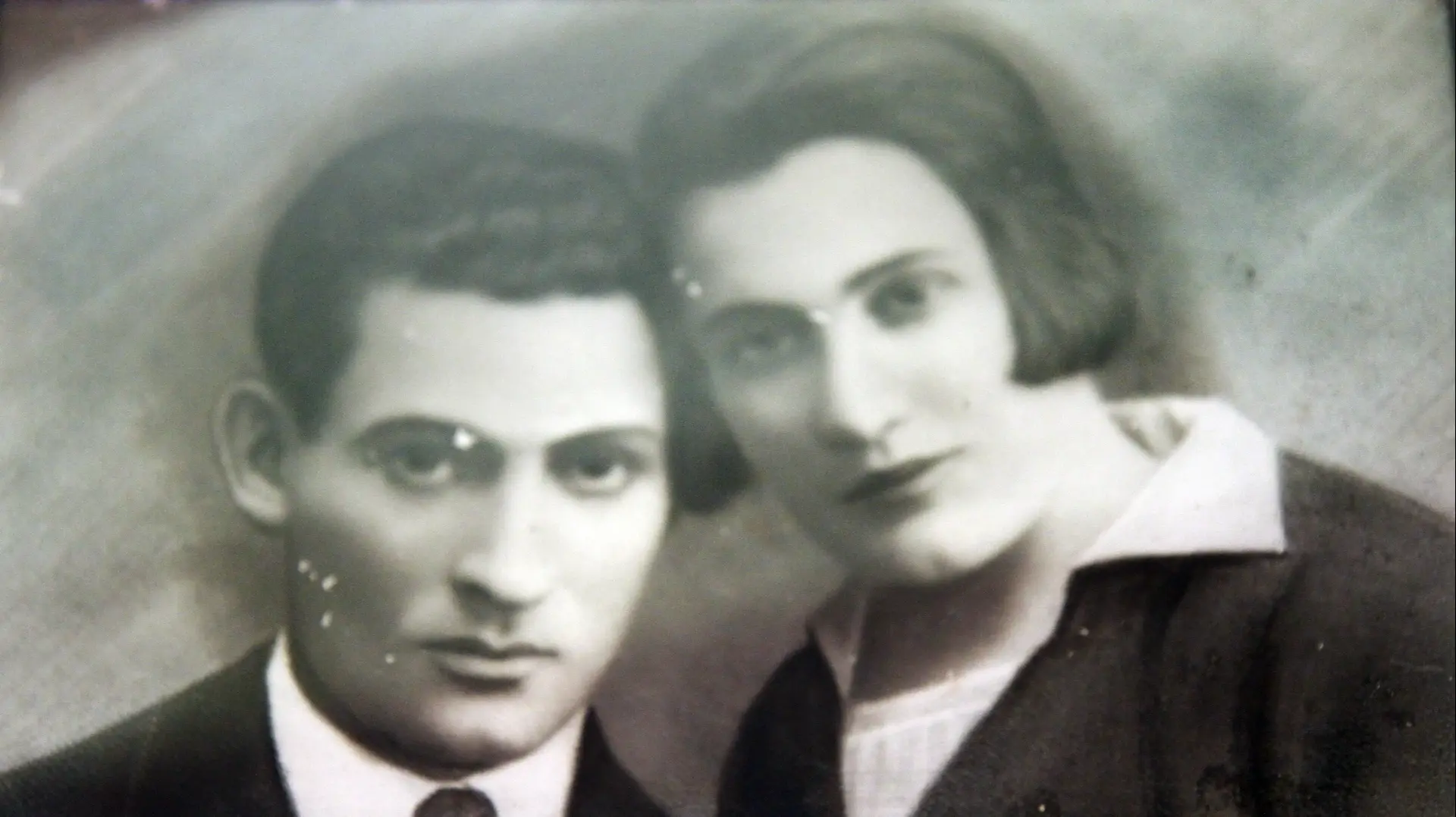 ההורים של לידיה אברמסון בצעירותה