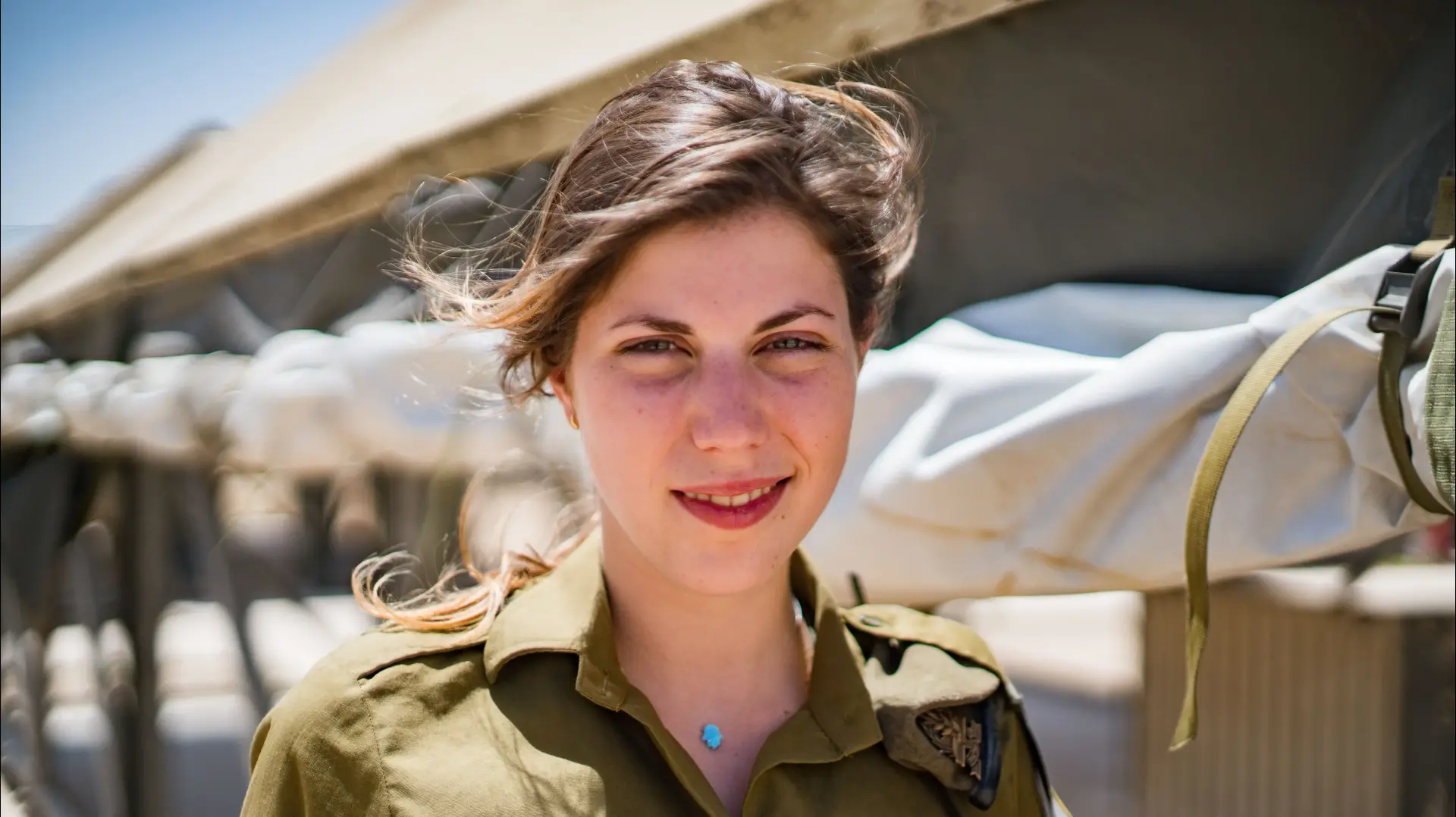 מיה, נכדים לסב ששירת בצבא הנאצי וסב ניצול שואה. מאי 2016 מיה, נכדים לסב ששירת בצבא הנאצי וסב ניצול שואה. מאי 2016