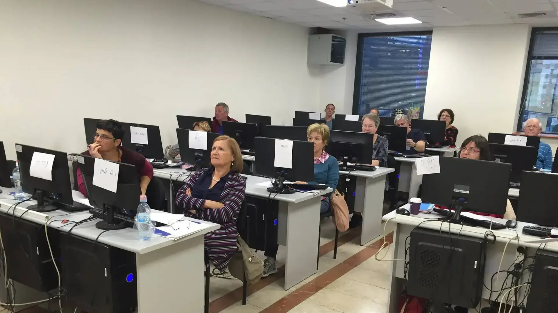 קבוצת כן דור שני לשואה אורית לוסטיג מנחת הקבוצה קבוצת כן דור שני לשואה אורית לוסטיג מנחת הקבוצה