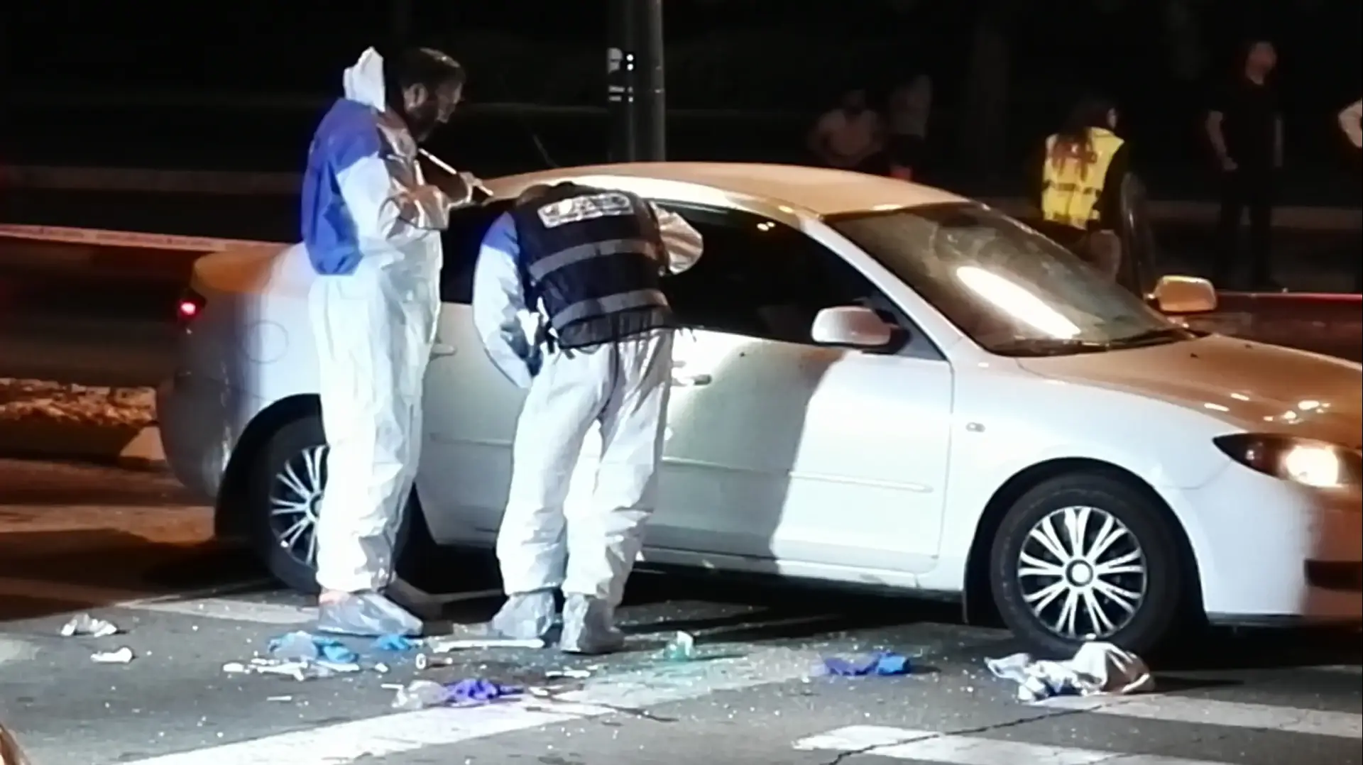 זירת חיסולו של בנו של עבריין בכיר בצפון תל אביב. 7 במאי 2016 זירת חיסולו של בנו של עבריין בכיר בצפון תל אביב. 7 במאי 2016