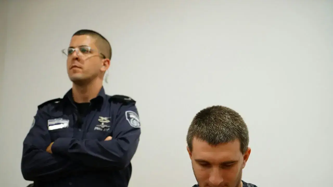 פיודור בייז'נרי, הארכת מעצר בבית משפט השלום חיפה. 9 במאי 2016 פיודור בייז'נרי, הארכת מעצר בבית משפט השלום חיפה. 9 במאי 2016