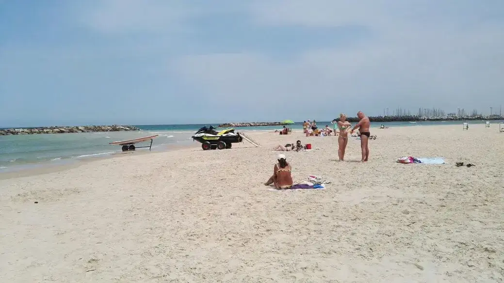 חוף דלילה באשקלון, 9 במאי 2016 חוף דלילה באשקלון, 9 במאי 2016