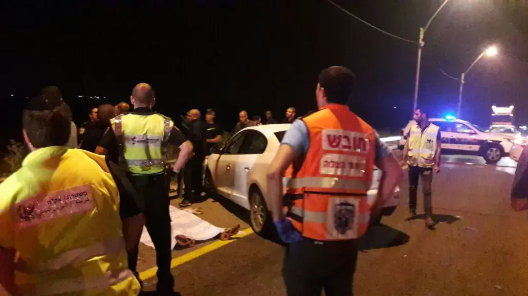 זירת הרצח בכביש 70, גבר נמצא ירוי במכוניתו 10 מאי 2016 זירת הרצח בכביש 70, גבר נמצא ירוי במכוניתו 10 מאי 2016