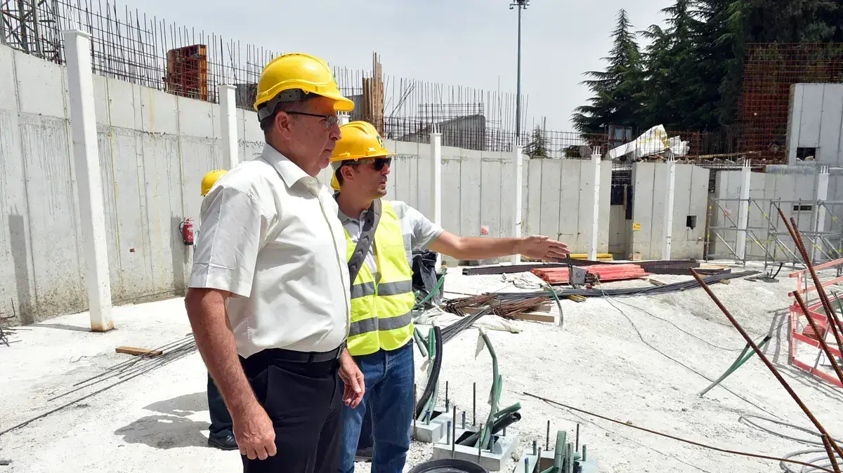 סיור שר הביטחון בהיכל הזיכרון בהר הרצל סיור שר הביטחון בהיכל הזיכרון בהר הרצל