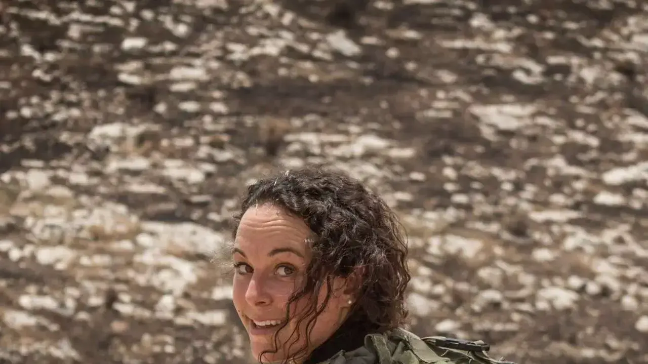 סידני ראיין מצטיינת נשיא וחיילת בודדה