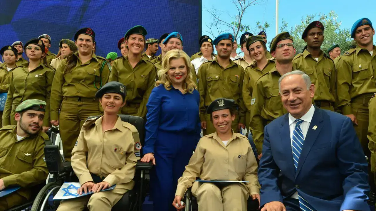 שרה נתניהו בטקס הדלקת המשואות ובמפגש עם חיילים, 11 במאי 2016