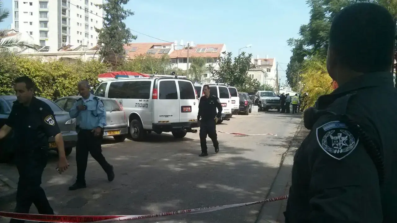 זירת פיצוץ הרכב, אור יהודה. 15 במאי 2016 זירת פיצוץ הרכב, אור יהודה. 15 במאי 2016