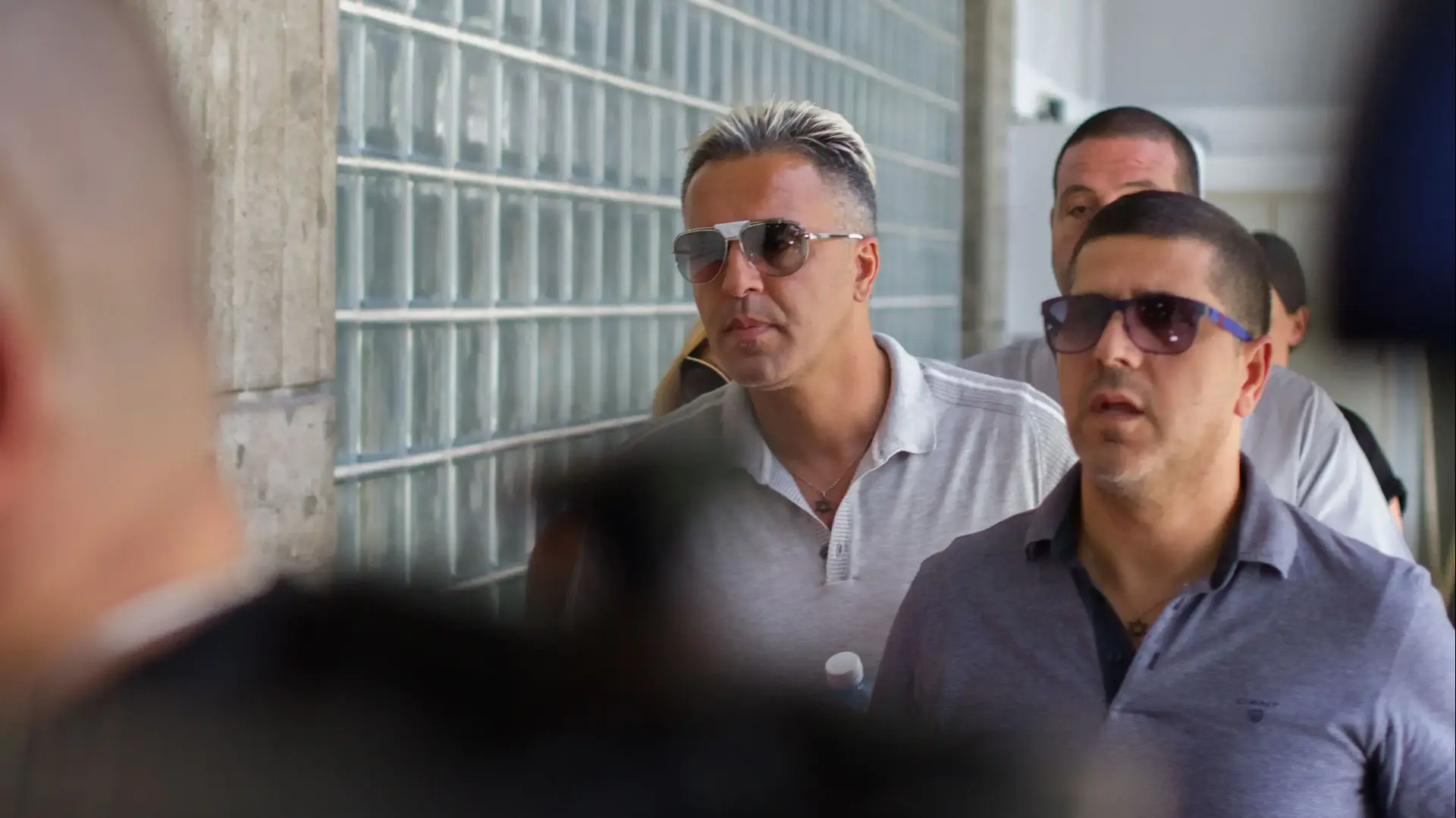 הזמר קובי פרץ בהקראת גזר דינו בית משפט השלום