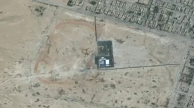 צילומי לוויין של בניית בסיס צבאי רוסי בתדמור, סוריה, 2016
