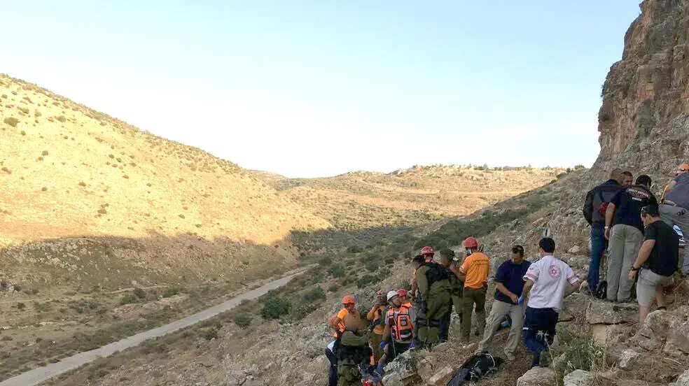חילוץ שני מטיילים שנפגעו קשה ובינוני במצוקי בית אריה שבשומרון חילוץ שני מטיילים שנפגעו קשה ובינוני במצוקי בית אריה שבשומרון