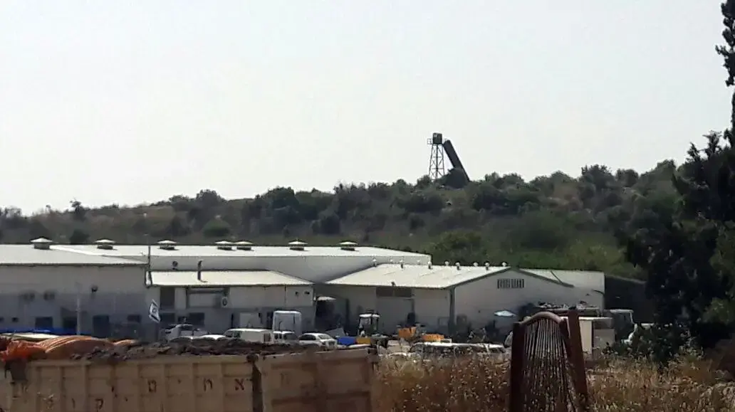 מגדל שמירה שהוקם בסמוך לזרעית מן הצד הלבנוני של הגבול מגדל שמירה שהוקם בסמוך לזרעית מן הצד הלבנוני של הגבול
