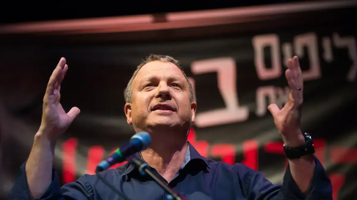 אראל מרגלית באירוע פתיחת הקמפיין שלו בדרום תל אביב אראל מרגלית באירוע פתיחת הקמפיין שלו בדרום תל אביב