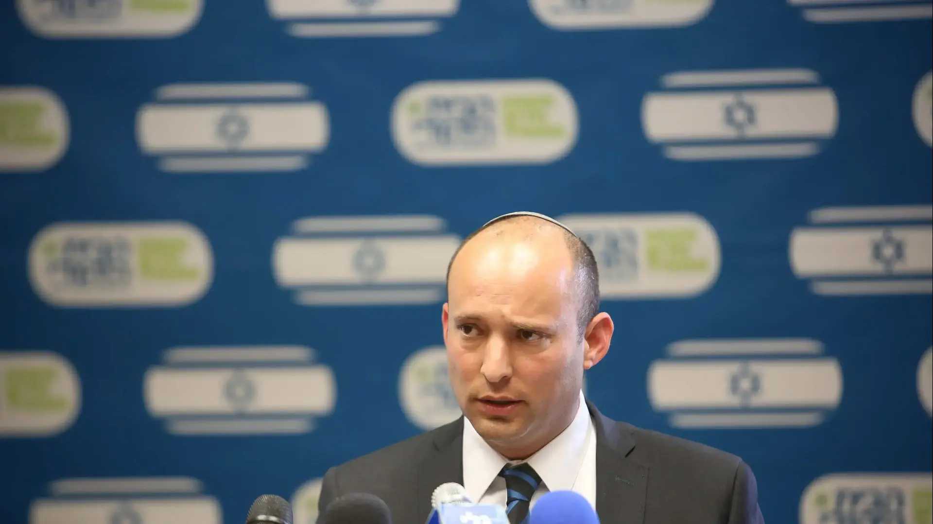 השר נפתלי בנט, סיעת הבית היהודי, פתיחת מושב הקיץ של הכנסת. 23 במאי 2016 השר נפתלי בנט, סיעת הבית היהודי, פתיחת מושב הקיץ של הכנסת. 23 במאי 2016