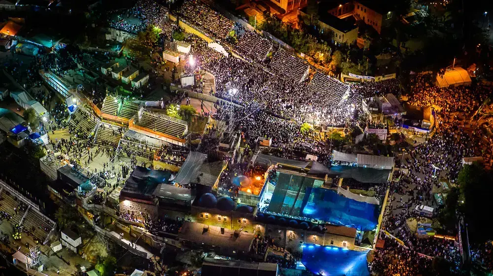 חגיגת ההילולה המסורתית לרגל ל"ג בעומר בקבר רבי שמעון בר יוחאי במירון