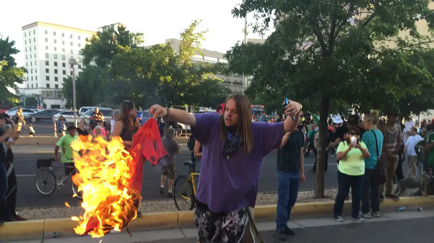 עימותים באירוע בחירות של טראמפ באלבקרקי, ניו מקסיקו, 24 במאי 2016 עימותים באירוע בחירות של טראמפ באלבקרקי, ניו מקסיקו, 24 במאי 2016