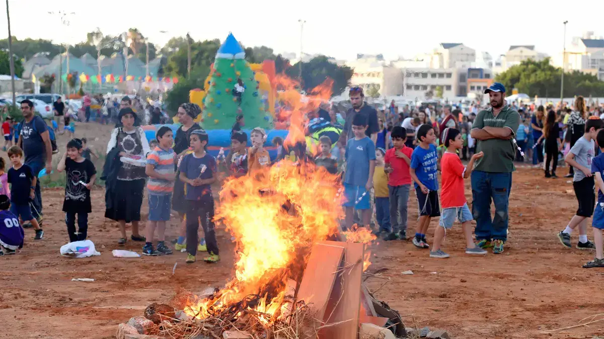 ל"ג בעומר, פתח תקווה. מאי 2016 ל"ג בעומר, פתח תקווה. מאי 2016