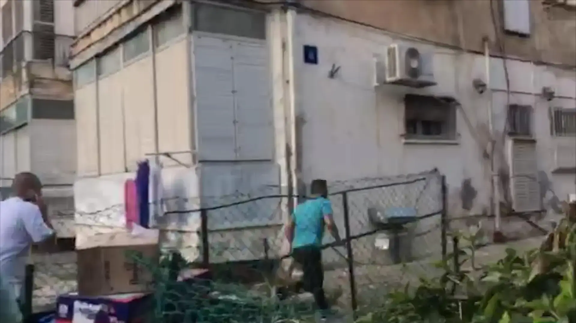 טילטיל לירון אורפלי משתלט על המחבל בתל אביב 30 מאי 2016