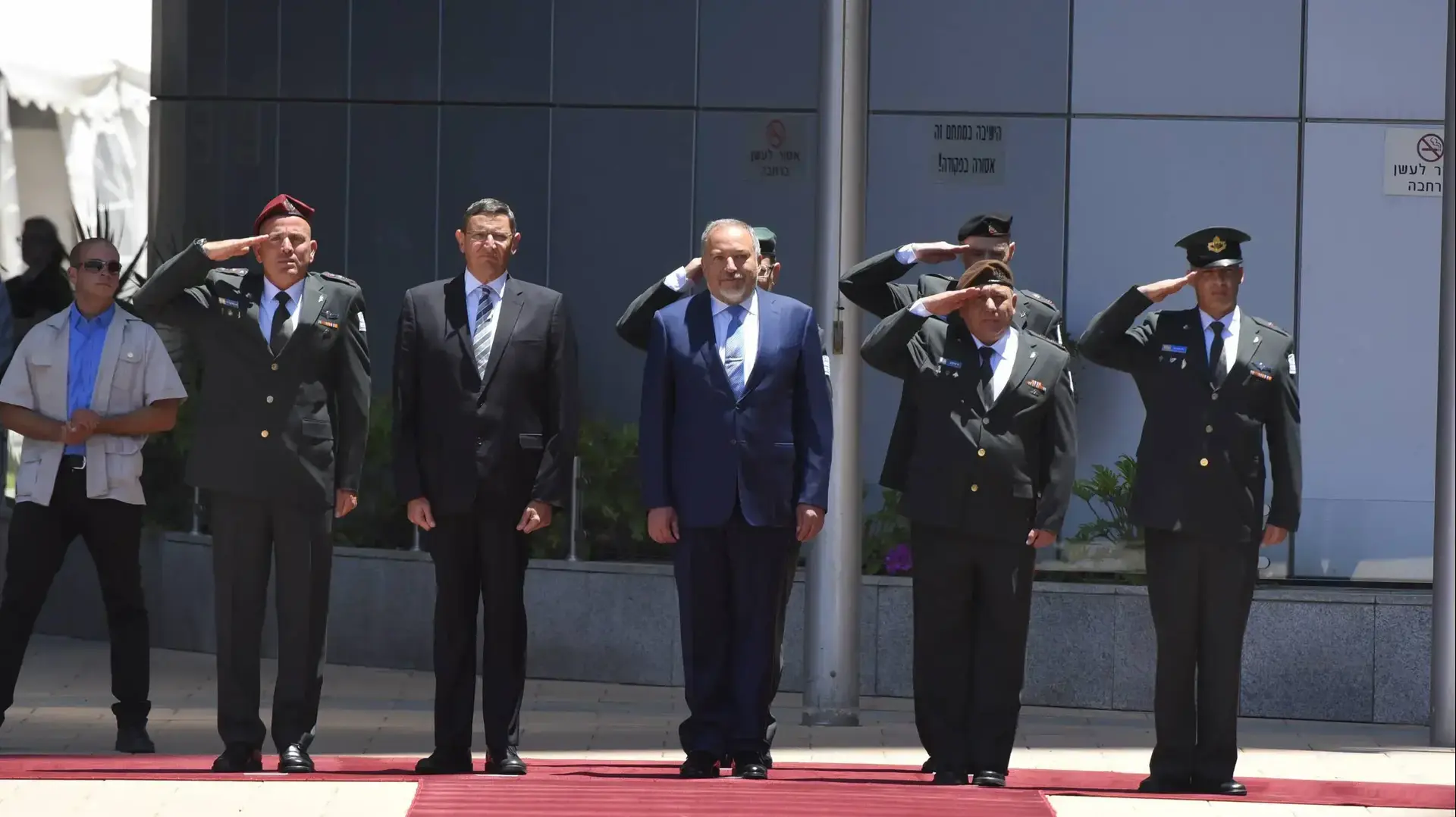 טקס החלפת שרים משהב"ט הקריה תל אביב טקס החלפת שרים משהב"ט הקריה תל אביב