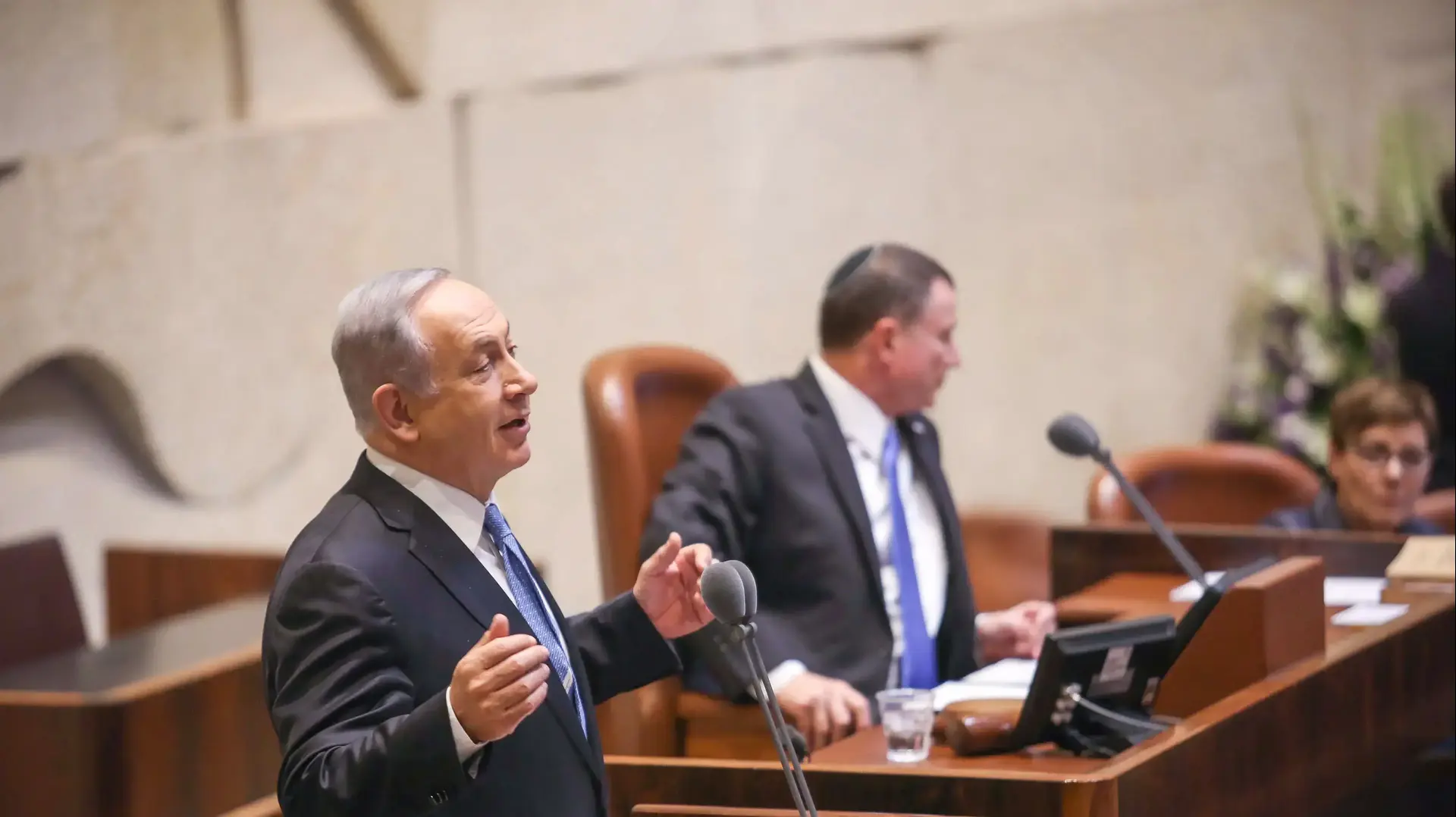 ראש הממשלה בנימין נתניהו, ישיבה מיוחדת של הכנסת לציון יום ירושלים. מליאת הכנסת, 1 ביוני 2016 ראש הממשלה בנימין נתניהו, ישיבה מיוחדת של הכנסת לציון יום ירושלים. מליאת הכנסת, 1 ביוני 2016