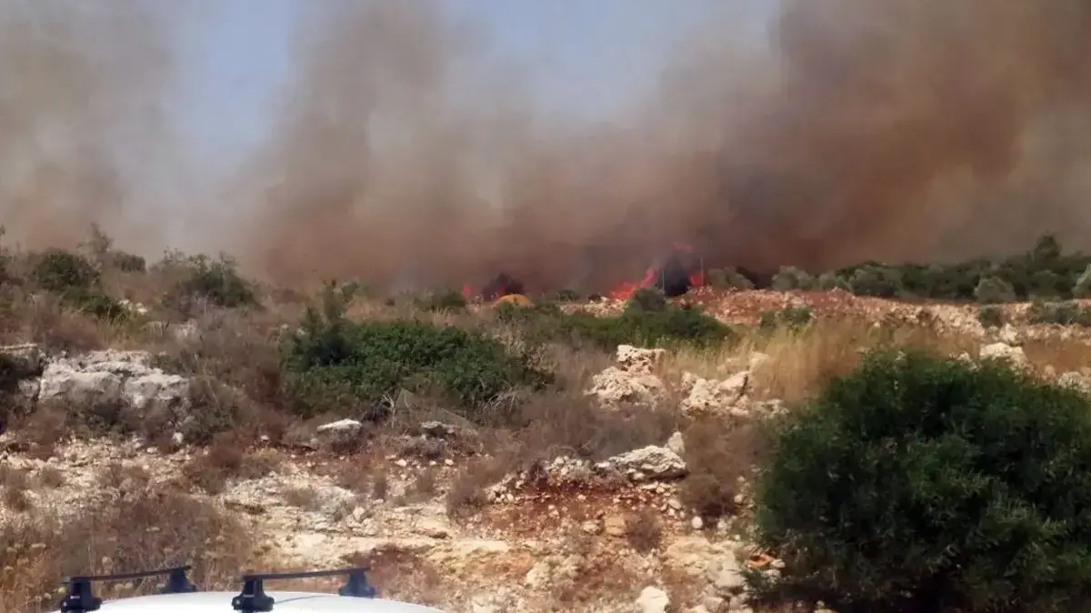 שריפה שפרצה בסמוך לקרני שומרון, יוני 2016 שריפה שפרצה בסמוך לקרני שומרון, יוני 2016