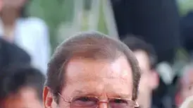 רוגר מור roger moor רוגר מור roger moor