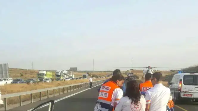 תאונת דרכים בכביש 6 בסמוך לקריית גת. 5 ביוני 2016