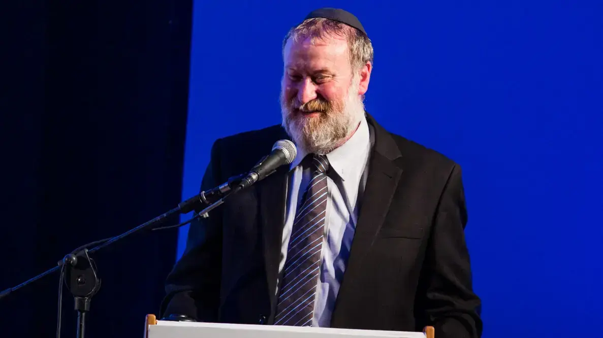ד"ר אביחי מנדלבליט, היועץ המשפטי לממשלה. כנס לציון 20 שנה לסניגוריה הציבורית. תל אביב 7 ביוני 2016 ד"ר אביחי מנדלבליט, היועץ המשפטי לממשלה. כנס לציון 20 שנה לסניגוריה הציבורית. תל אביב 7 ביוני 2016
