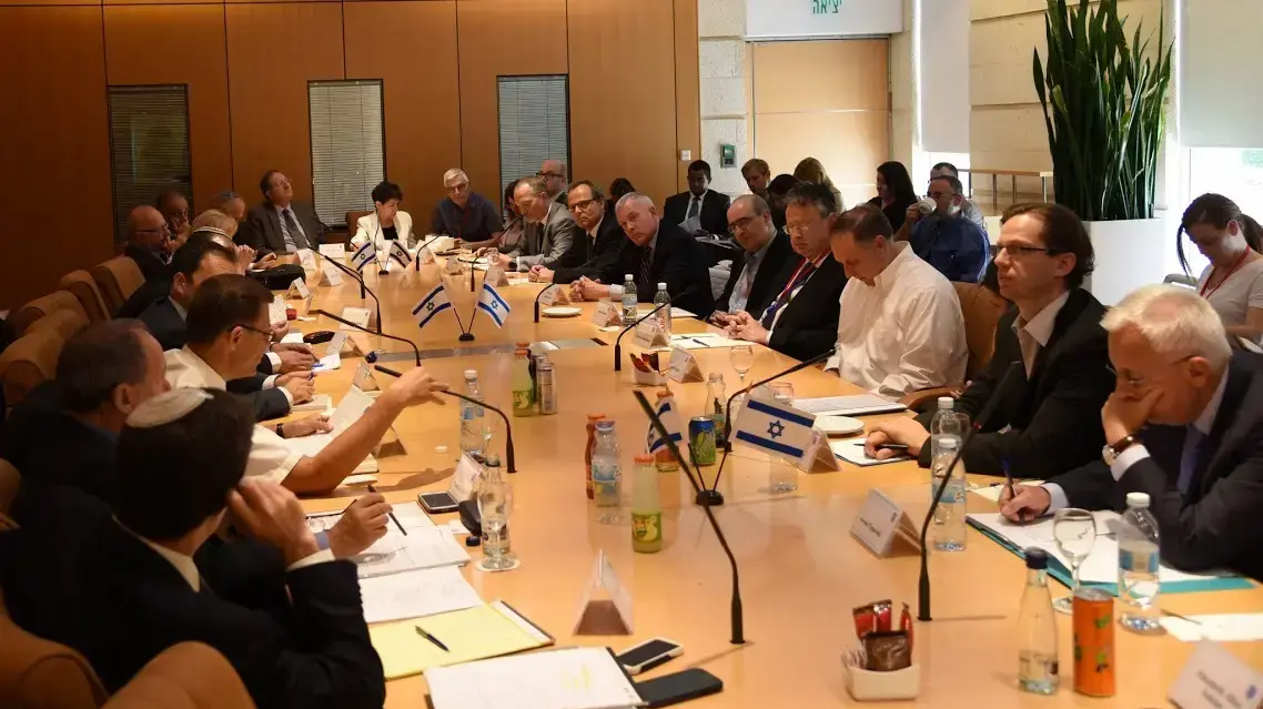 כנס ראשון של משרד החוץ בנושא השבת רכוש יהודי אירופה