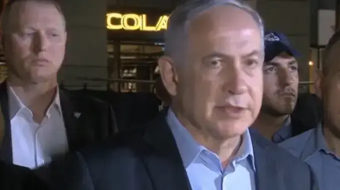 ראש הממשלה בנימין נתניהו בזירת הפיגוע בתל אביב, 9 ביוני 2016