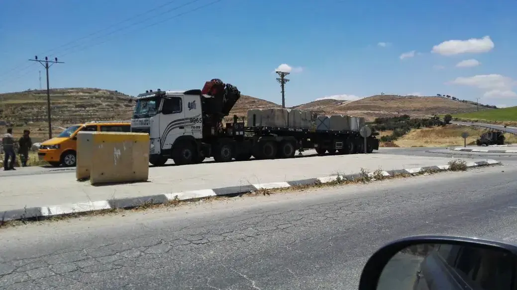כוח הנדסה סוגר דרכים בצומת אל-פוואר שבשומרון בעקבות הפיגוע במתחם שרונה בתל אביב. 9 ביוני 2016 כוח הנדסה סוגר דרכים בצומת אל-פוואר שבשומרון בעקבות הפיגוע במתחם שרונה בתל אביב. 9 ביוני 2016