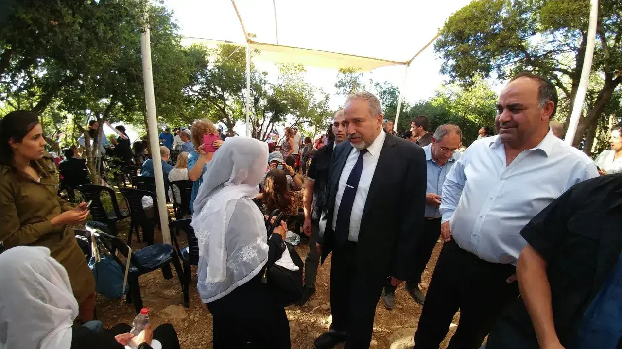שר הביטחון אביגדור ליברמן בטקס לציון עשור למלחמת לבנון השנייה, הר אדיר. יוני 2016 שר הביטחון אביגדור ליברמן בטקס לציון עשור למלחמת לבנון השנייה, הר אדיר. יוני 2016