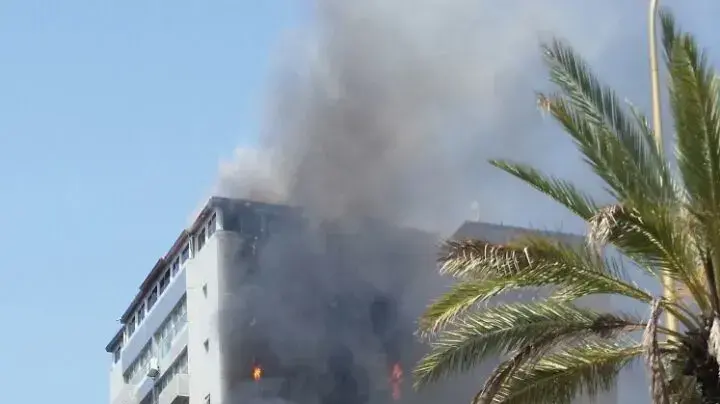 שריפה ברחוב ביאליק 164 רמת גן שריפה ברחוב ביאליק 164 רמת גן