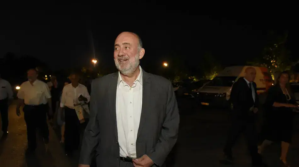 רון פרושאור שגריר ישראל לשעבר באו"ם בחותונת יו"ר הכנסת יולי אדלשטיין חוות רונית רון פרושאור שגריר ישראל לשעבר באו"ם בחותונת יו"ר הכנסת יולי אדלשטיין חוות רונית